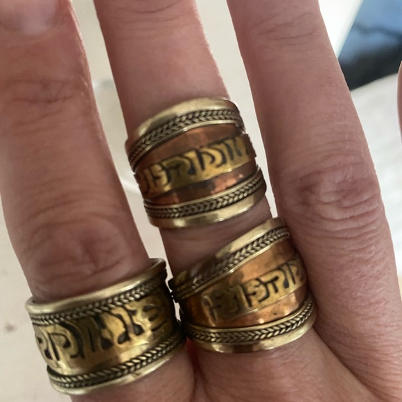 Sanskrit rings - Picture 3 of 5